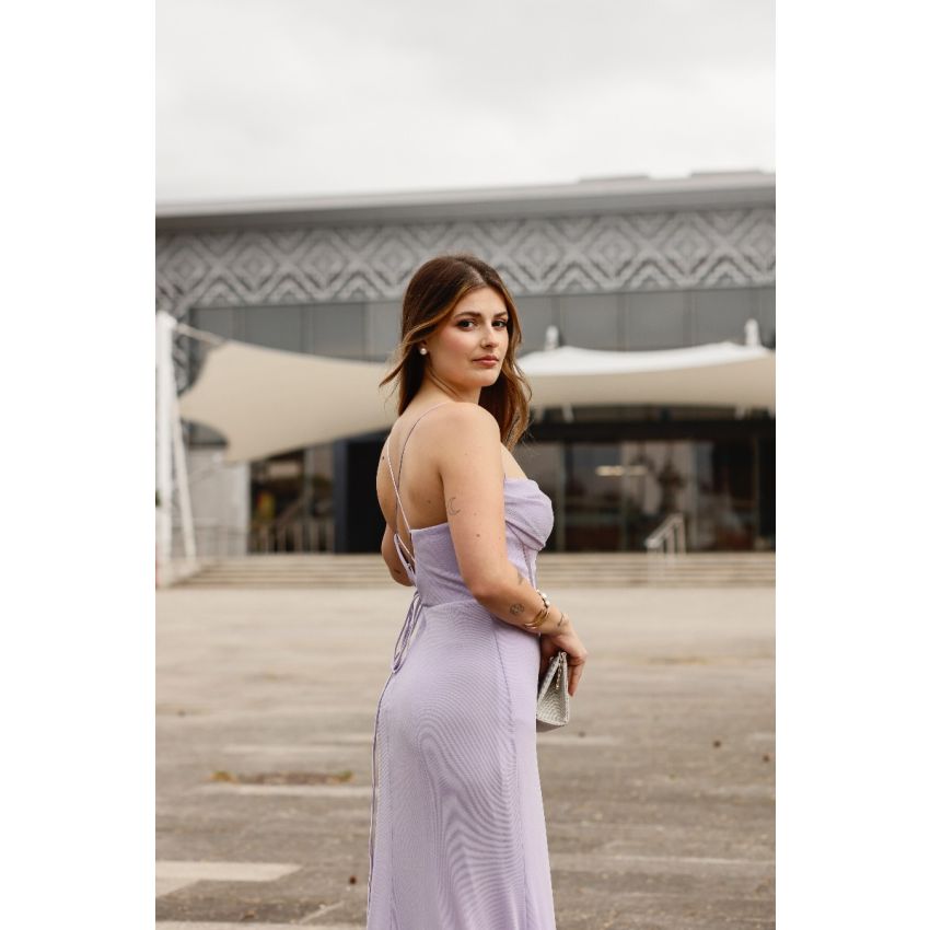 Vestido Lilás com Corpete Estruturado