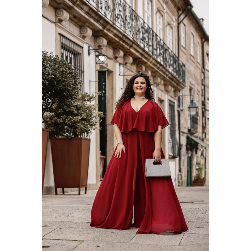 Macacão Plus Size Elegance Bordeaux