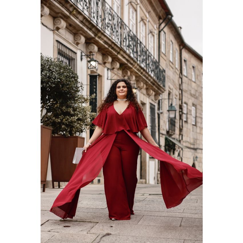 Macacão Plus Size Elegance Bordeaux