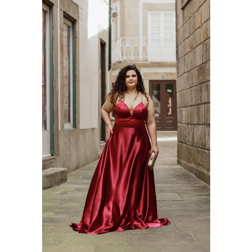 Vestido Bordô Plus size