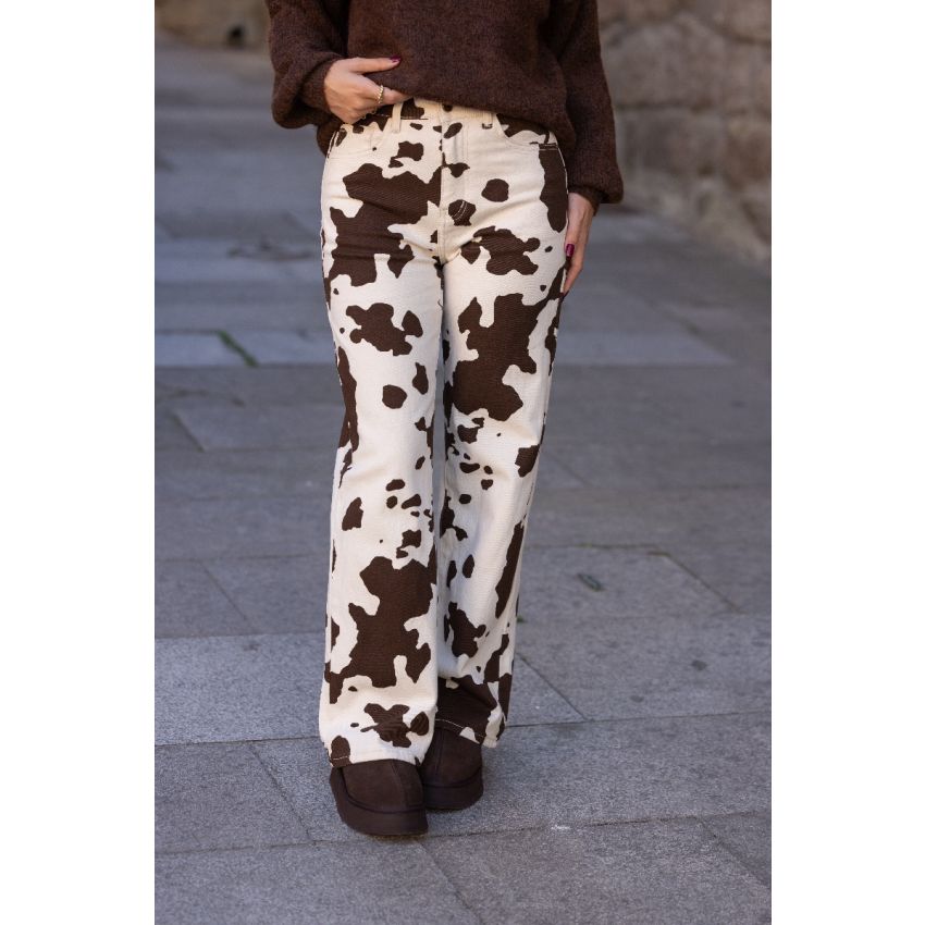 Wide Leg Cow