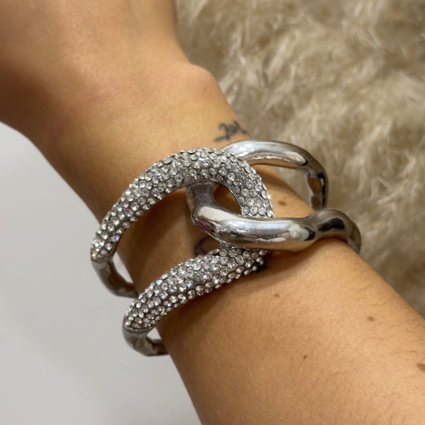 Escrava Grande Prateada