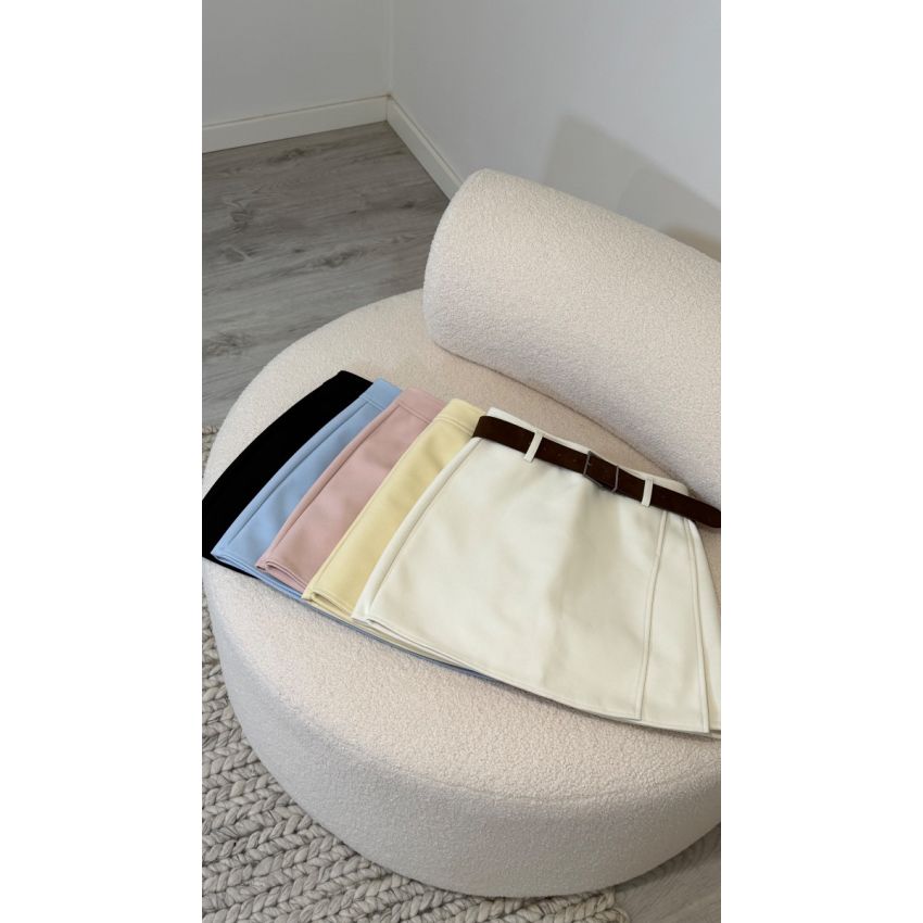 Saia c/cinto castanho e forro calção