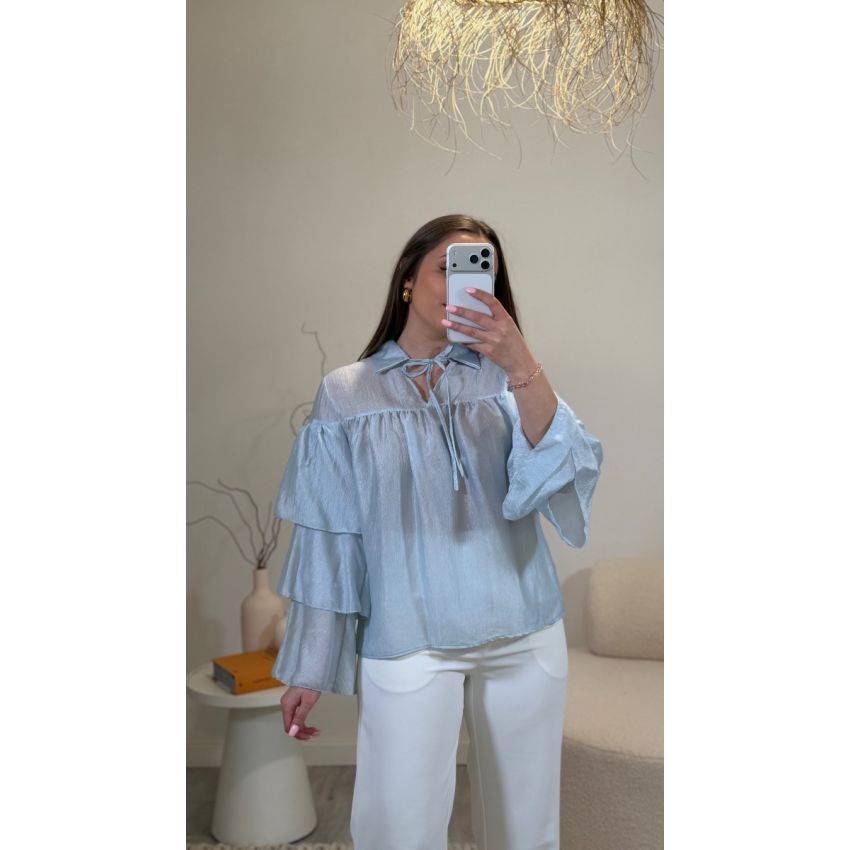 Blusa folhos acetinada