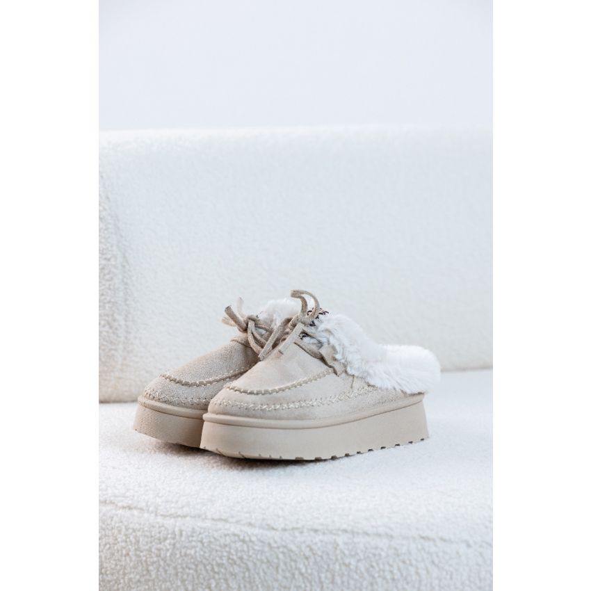 Pantufa Fluffy Bege