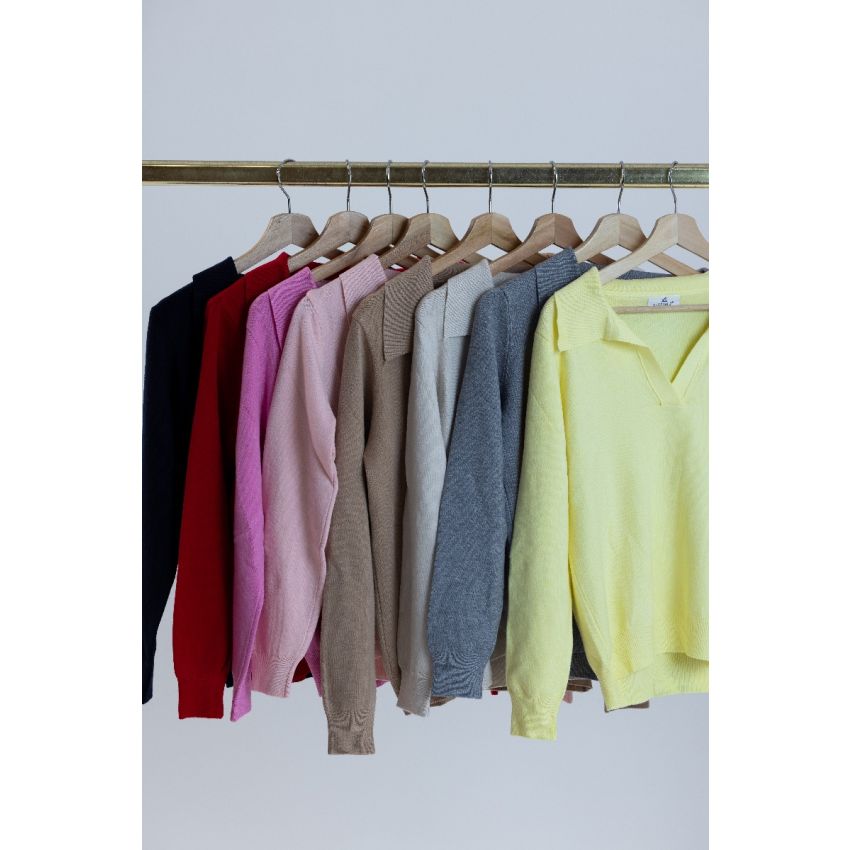 Malha com gola efeito polo